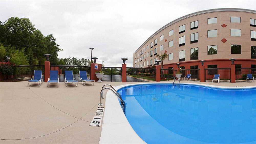 Holiday Inn Express Hotel & Suites Lawrenceville By Ihg Esterno foto