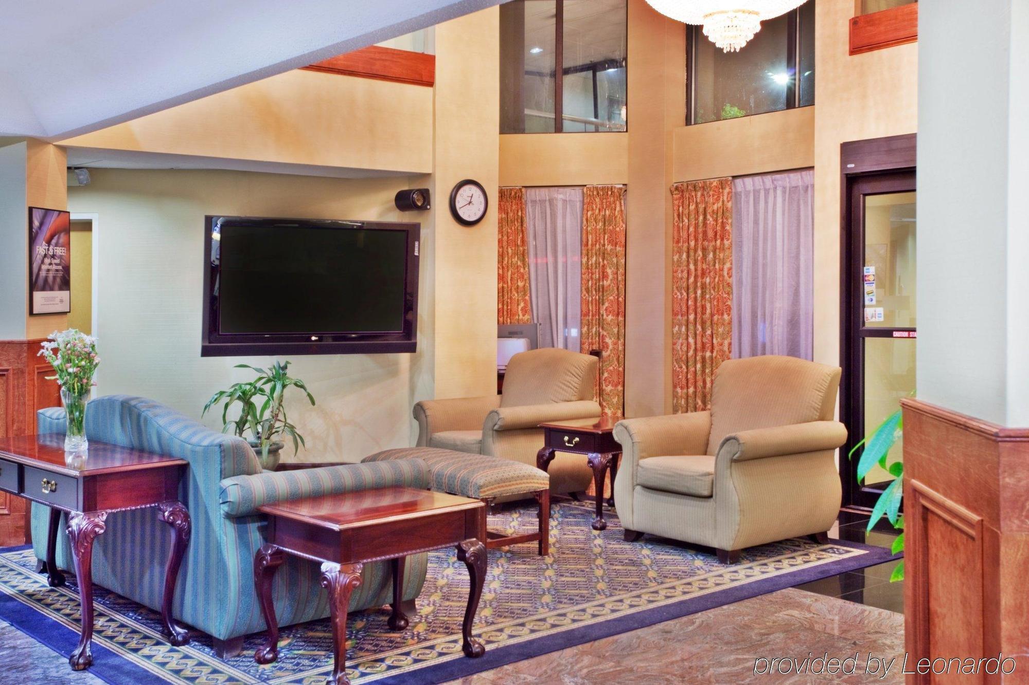 Holiday Inn Express Hotel & Suites Lawrenceville By Ihg Esterno foto